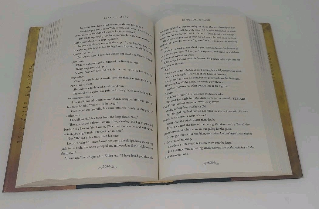 Kingdom of Ash – Sarah J. Maas HCDJ 1st Edition/1st Printing Throne of Glass