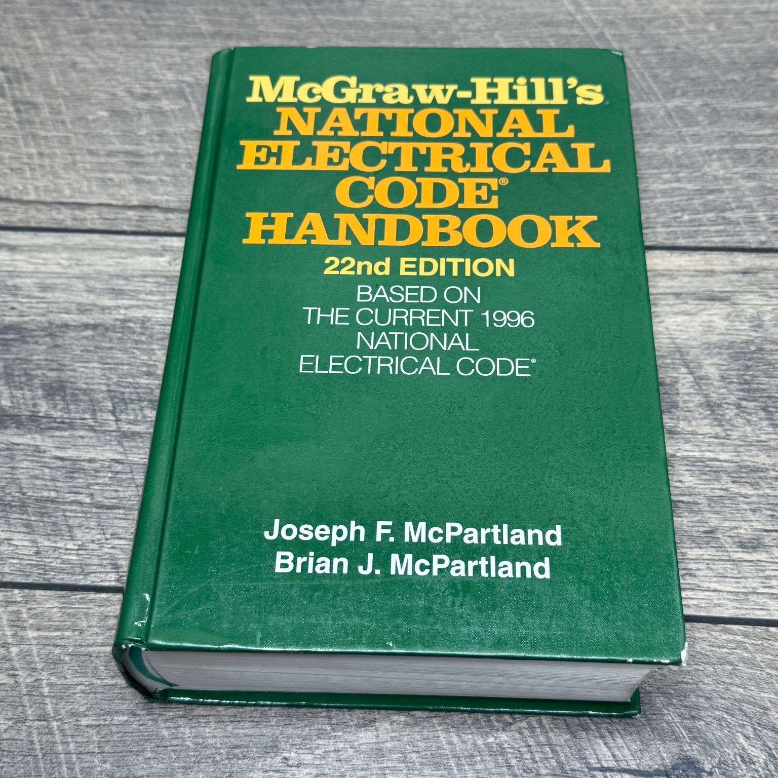 McGraw-Hill’s National Electrical Code Handbook McPartland 1996 22nd Ed