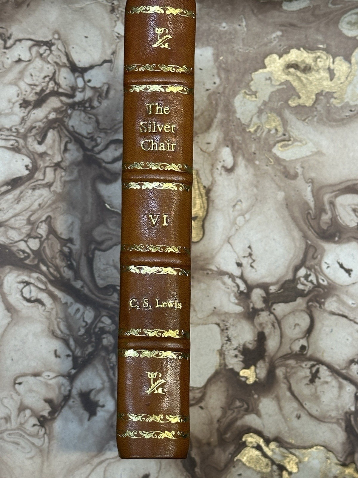 Chronicles of Narnia 7 Book C.S LEWIS Bookset Leather bound