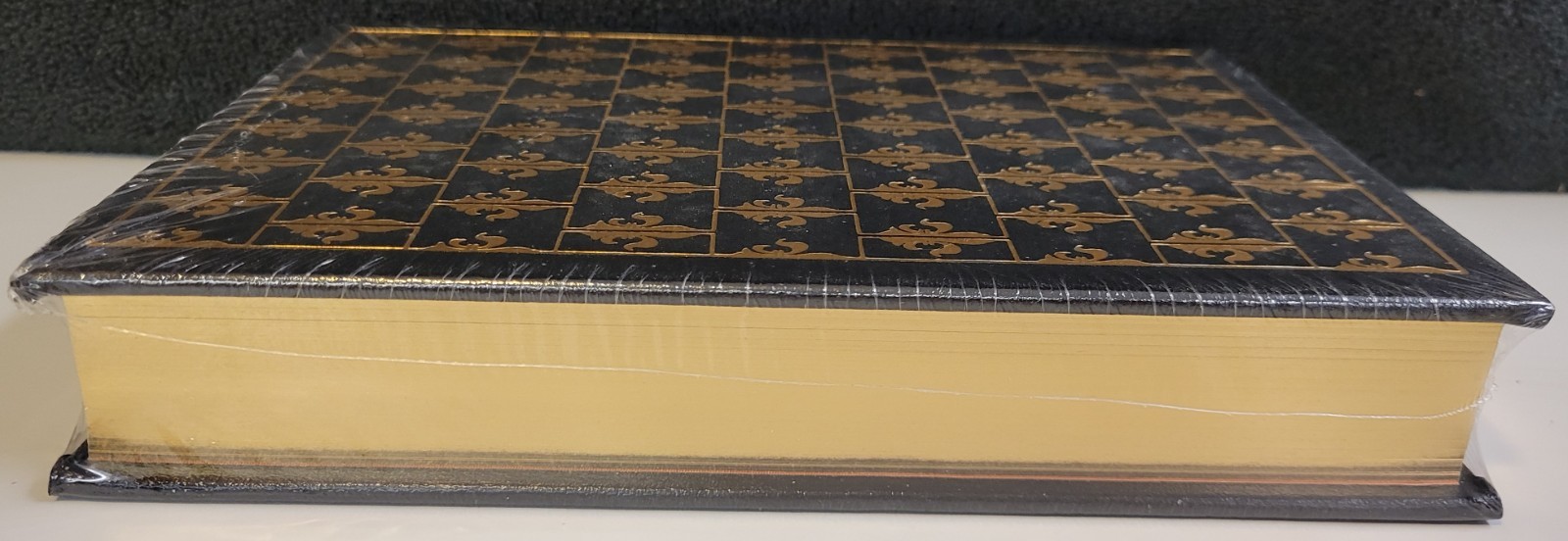 THE THREE MUSKETEERS Alexander Dumas EASTON PRESS Luxury Edition NEW and SEALED!