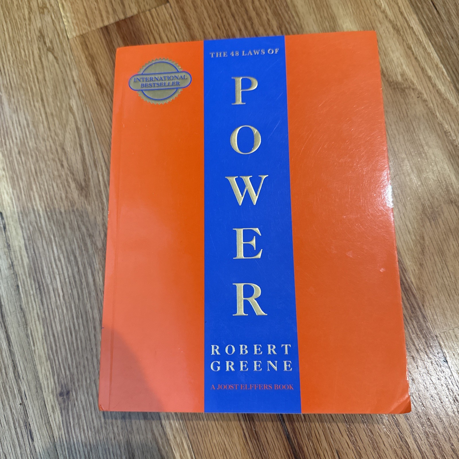 The 48 Laws of Power (The Robert Greene Collection) – Paperback
