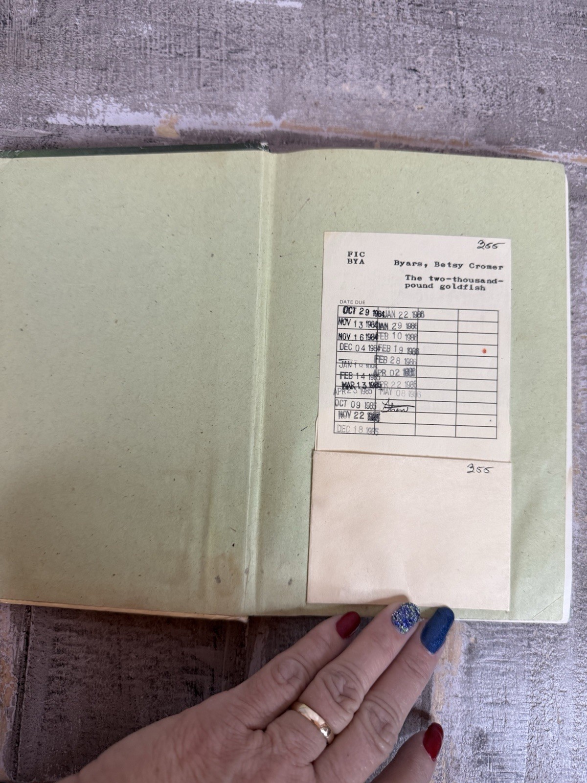 Two-Thousand-Pound Goldfish by Betsy Byars (1982, Hardcover)